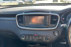 2017 Kia
Sorento Platinum