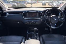 2017 Kia
Sorento Platinum