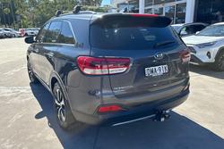 2017 Kia
Sorento Platinum