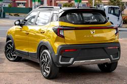 2025 Mahindra XUV3XO AX7L