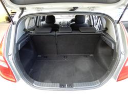 2011 Hyundai i30 SX FD MY11 Ceramic White