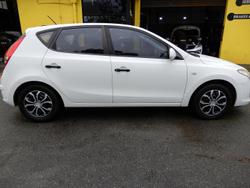 2011 Hyundai i30 SX FD MY11 Ceramic White