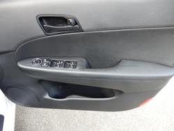 2011 Hyundai i30 SX FD MY11 Ceramic White