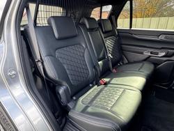 2023 Ford
Everest Platinum