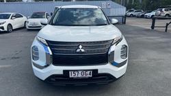 2023 Mitsubishi Outlander ES