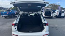 2023 Mitsubishi Outlander ES