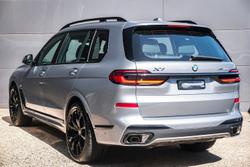 2024 BMW
X7 xDrive40d M Sport
