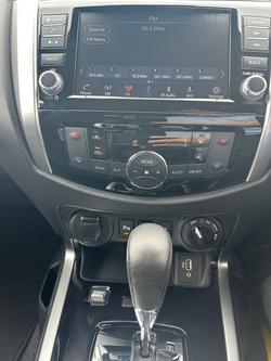 2023 Nissan Navara ST-X