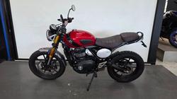 2025 Triumph SCRAMBLER 400 XC Red