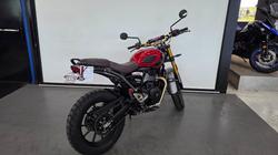 2025 Triumph SCRAMBLER 400 XC Red