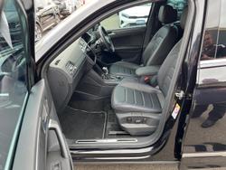 2023 Volkswagen Tiguan R