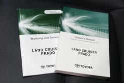 2025 Toyota Landcruiser Prado Altitude