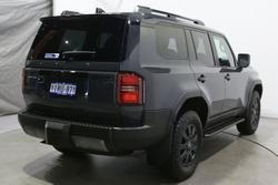 2025 Toyota Landcruiser Prado Altitude