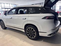 2025 Jaecoo J8 Track