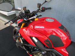 2021 DUCATI STREETFIGHTER V4 S RED