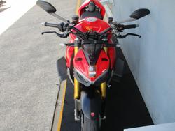 2021 DUCATI STREETFIGHTER V4 S RED