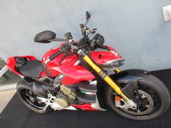 2021 DUCATI STREETFIGHTER V4 S RED