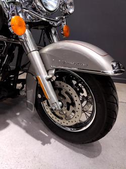 2009 Harley-Davidson Road King Classic 1584 (FLHRC) Touring Silver