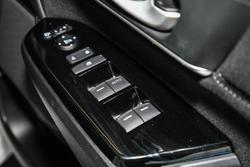 2022 Honda CR-V VTi X RW MY23 Platinum White