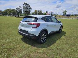 2025 Mitsubishi ASX LS