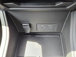 2025 Mitsubishi ASX LS XE MY25 Crystal White