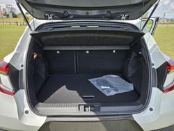 2025 Mitsubishi ASX LS XE MY25 Crystal White