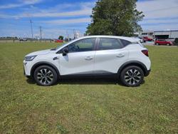 2025 Mitsubishi ASX LS XE MY25 Crystal White