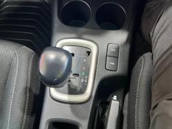 2023 Toyota Hilux SR5