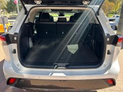 2025 Toyota Kluger Grande