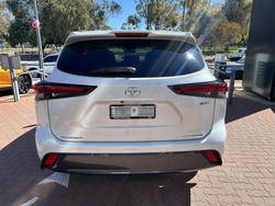 2025 Toyota Kluger Grande