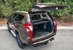 2015 Mitsubishi Pajero Sport GLS