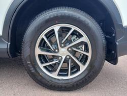 2024 Mitsubishi Eclipse Cross ES