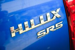 2016 Toyota Hilux SR5