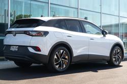 2024 Volkswagen ID.4 Pro