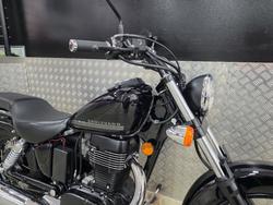 2017 Suzuki BOULEVARD S40 (LS650B) BLACK