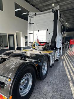 2024 Mercedes-Benz 2663 Actros 2663 WHITE