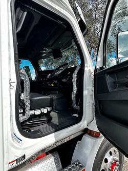 2024 Freightliner Cascadia 116 WHITE