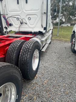 2024 Freightliner Cascadia 116 WHITE