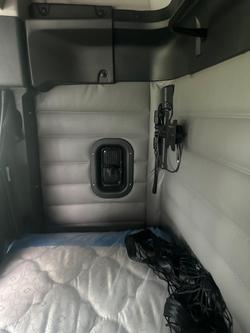 2024 Freightliner Cascadia 116 WHITE