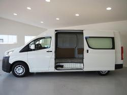 2022 Toyota Hiace