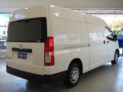 2022 Toyota Hiace