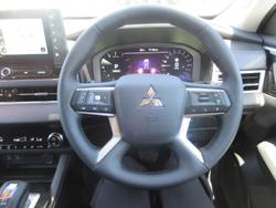 2025 Mitsubishi Outlander Aspire