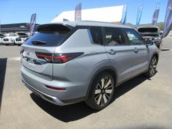 2025 Mitsubishi Outlander Aspire