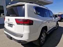 2022 Toyota Landcruiser VX