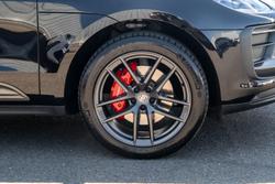 2023 Porsche Macan T