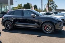 2023 Porsche Macan T