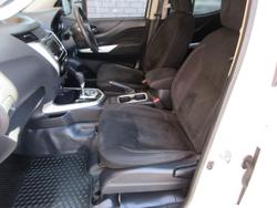 2020 Nissan Navara SL