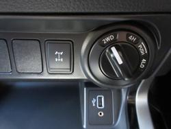 2020 Nissan Navara SL