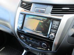 2020 Nissan Navara SL