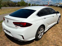 2018 Holden Commodore RS-V